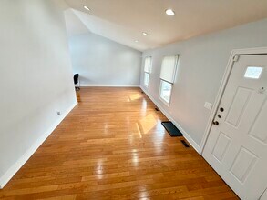 213 Vintage Ln in Buffalo Grove, IL - Building Photo - Building Photo