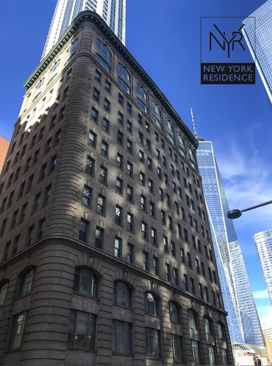 120 Greenwich St-Unit -8-G in New York, NY - Building Photo