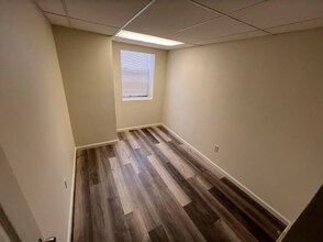 915 Grand Ave-Unit -1 in Laramie, WY - Building Photo - Building Photo