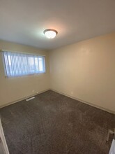 405 E Southridge Rd in Marshalltown, IA - Building Photo - Building Photo
