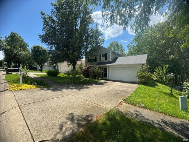 property at 3878 S Bushmill Dr