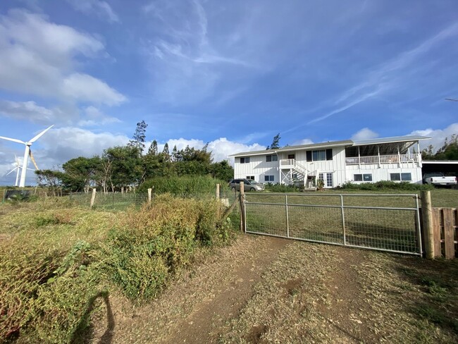 55-399 Upolu Point Rd in Hawi, HI - Foto de edificio - Building Photo