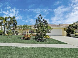 22046 Martella Ave in Boca Raton, FL - Building Photo