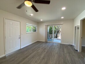 10380 Miller Ave in Cupertino, CA - Building Photo - Building Photo