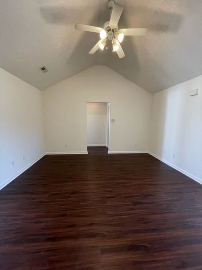 216 Applewood Ln in Elizabethtown, KY - Building Photo - Building Photo