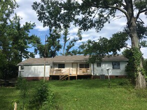 1105 Coushatta St in Ruston, LA - Building Photo - Building Photo