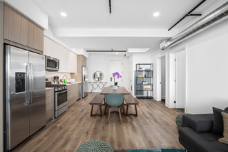 G8 Co-living by CLG in Marina Del Rey, CA - Building Photo - Building Photo