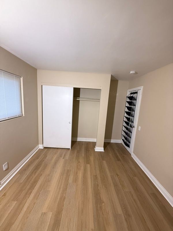 9645 St George St in Spring Valley, CA - Foto de edificio - Building Photo