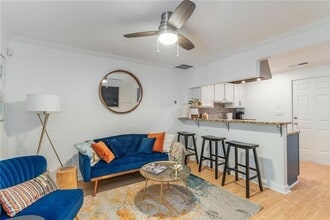 210 Sampson St NE in Atlanta, GA - Building Photo - Building Photo