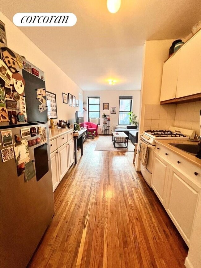 property at 301 E 88th St