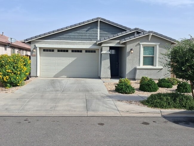 18796 W Cameron Dr in Surprise, AZ - Building Photo - Building Photo