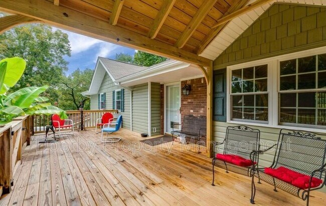 4557 Ravenwood Dr N in Chattanooga, TN - Building Photo - Building Photo
