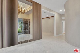 11410 Canton Dr in Los Angeles, CA - Building Photo - Building Photo