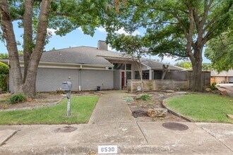 6530 Copper Creek Dr, Unit 041 in Dallas, TX - Building Photo - Building Photo