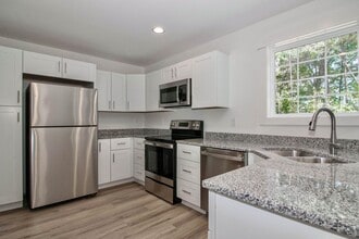 7670 Keistlers Store Road in Lake Norman of Catawba, NC - Building Photo - Building Photo