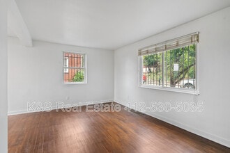 5034 Ampere St in Pittsburgh, PA - Building Photo - Building Photo