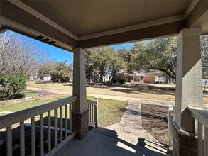 1802 Honey Creek Ln in Cedar Park, TX - Foto de edificio - Building Photo