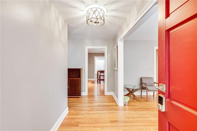 1973 Desmond Dr in Decatur, GA - Building Photo - Building Photo