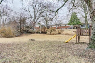 80 St Benedict Ln in Florissant, MO - Building Photo - Building Photo