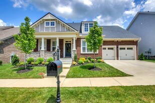 725 Newcomb St in Franklin, TN - Building Photo