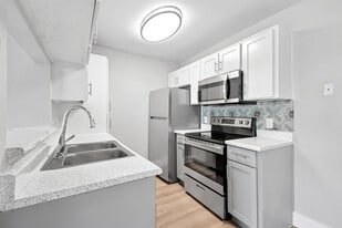 Caldera Apartment Homes in Houston, TX - Building Photo