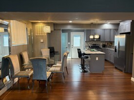 5033 East Capitol St SE in Washington, DC - Building Photo