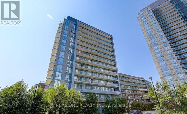 property at 36-136 Forest Manor Rd