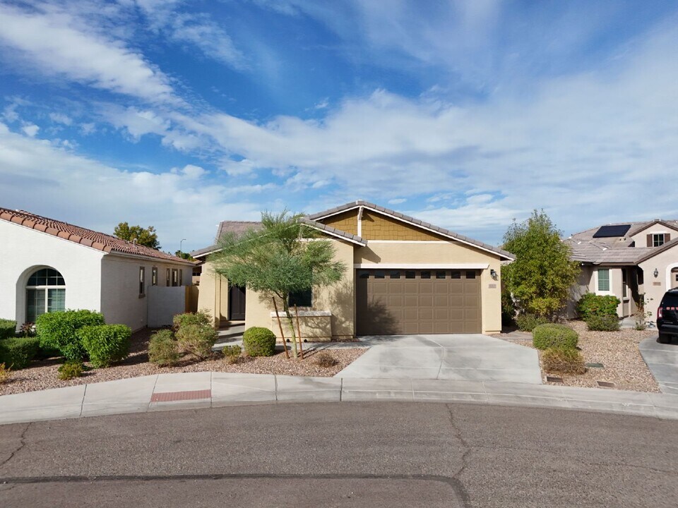 4014 W Ross Ave in Glendale, AZ - Foto de edificio