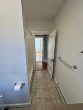 8 Fowler St, Unit 2 in Salem, MA - Building Photo - Building Photo