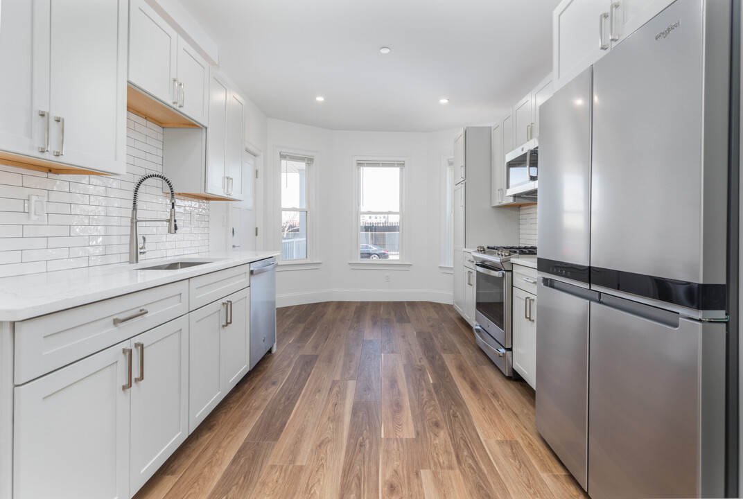 143 E Cottage St, Unit 1 in Boston, MA - Building Photo