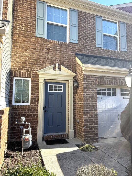8911 Ringview Dr in Mechanicsville, VA - Building Photo