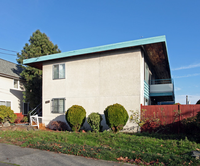 3640 Whitman Ave in Seattle, WA - Building Photo - Building Photo