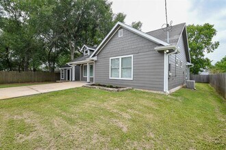6718 Greg St in Arcola, TX - Building Photo - Building Photo