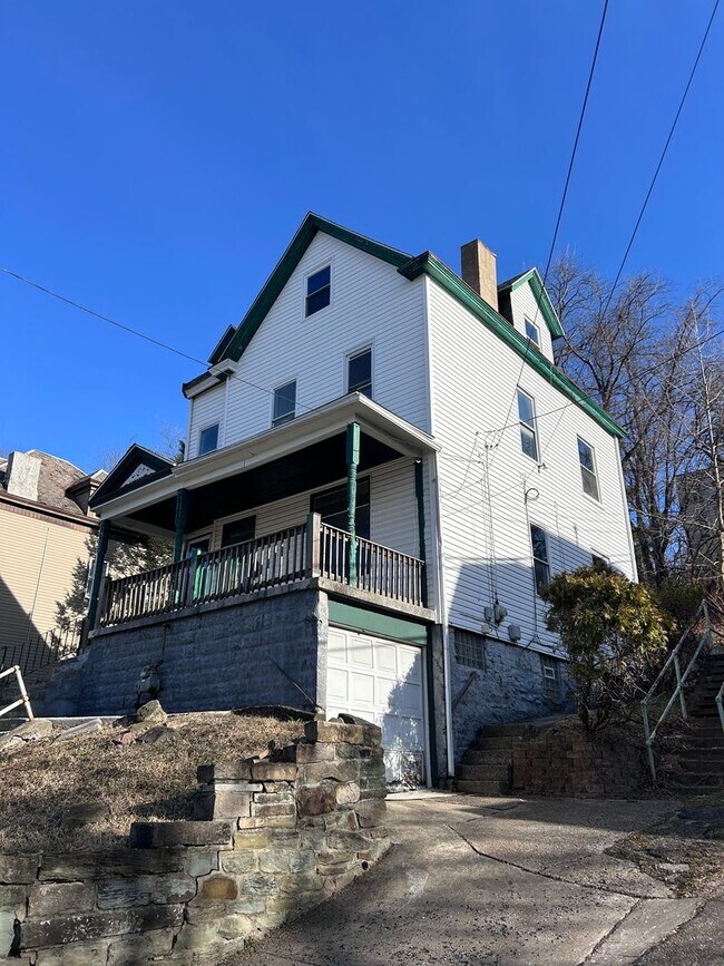2700 Perrysville Ave in Pittsburgh, PA - Building Photo - Building Photo