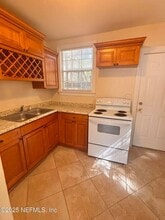 3233 Post St in Jacksonville, FL - Building Photo - Building Photo