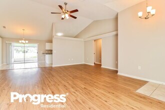 38926 Carr Dr in Zephyrhills, FL - Building Photo - Building Photo