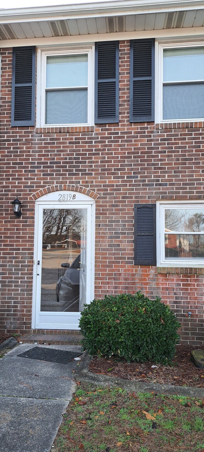 2819 McLain St Rentals in Goldsboro, NC