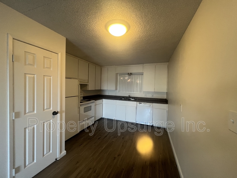 715 Kimball Rd in Red Bluff, CA - Building Photo