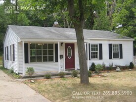 1030 E Mosel Ave in Kalamazoo, MI - Building Photo