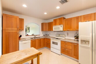 12764 Westhampton Cir in Wellington, FL - Foto de edificio - Building Photo