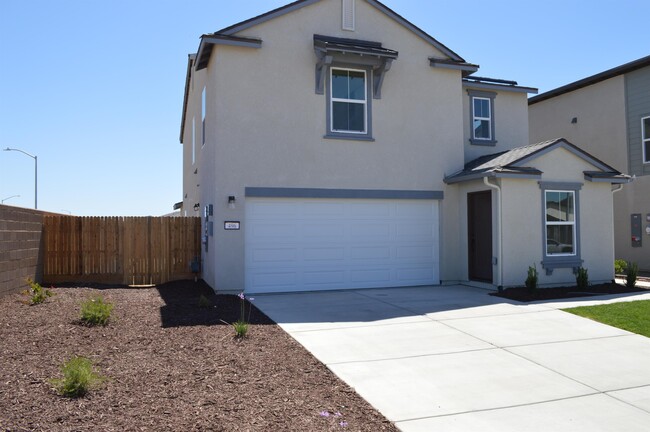 4496 Andrea Dr in Merced, CA - Building Photo - Building Photo