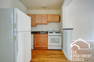 1350 N Dearborn, Unit 100 in Chicago, IL - Building Photo