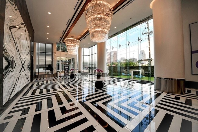 4521 San Felipe St, Unit 1603 in Houston, TX - Building Photo - Building Photo