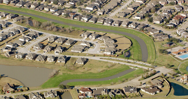 Rodeo Palms in Manvel, TX - Foto de edificio - Primary Photo