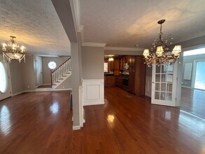 868 Iredell St in Akron, OH - Building Photo - Building Photo