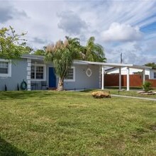 10120 Nicaragua Dr in Cutler Bay, FL - Building Photo - Building Photo
