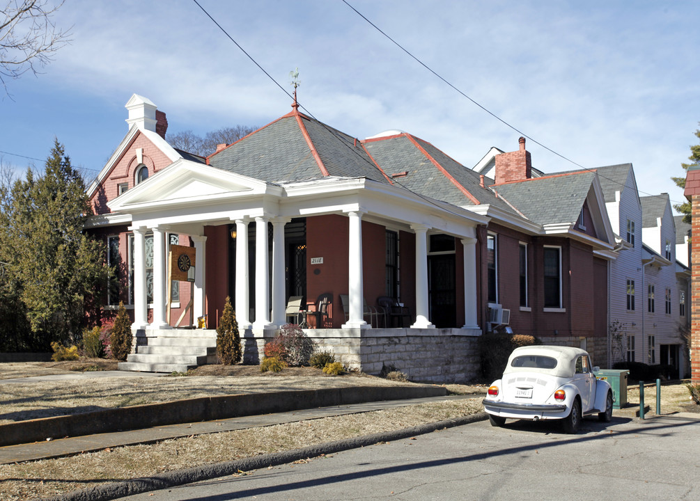 2118 Fairfax Ave in Nashville, TN - Foto de edificio