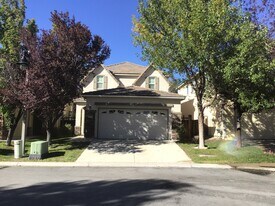 3976 Dominus Dr in Sparks, NV - Building Photo