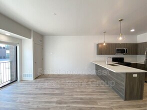 1677 Midtown Pl in Oklahoma City, OK - Building Photo - Building Photo