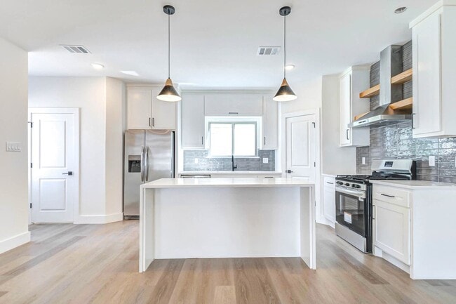 property at 5634 Dolores St